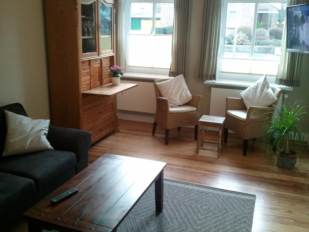 Aparthotel Hugos Haus&Berthas Haus Eckernförde Zimmer foto