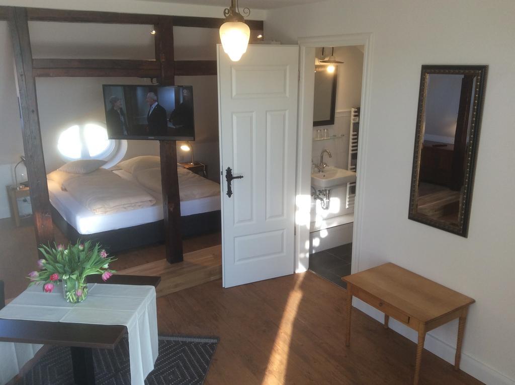 Aparthotel Hugos Haus&Berthas Haus Eckernförde Zimmer foto